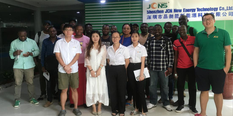 廣交會后，安哥拉、布基納法索、喀麥隆等西非國家客戶到我司參觀