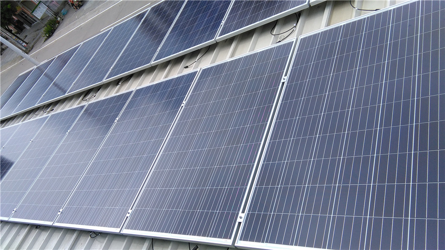 福建省泉州市梅山5KW并網(wǎng)太陽能光伏供電系統(tǒng) 福建省泉州市梅山5KW并網(wǎng)太陽能光伏供電系統(tǒng)